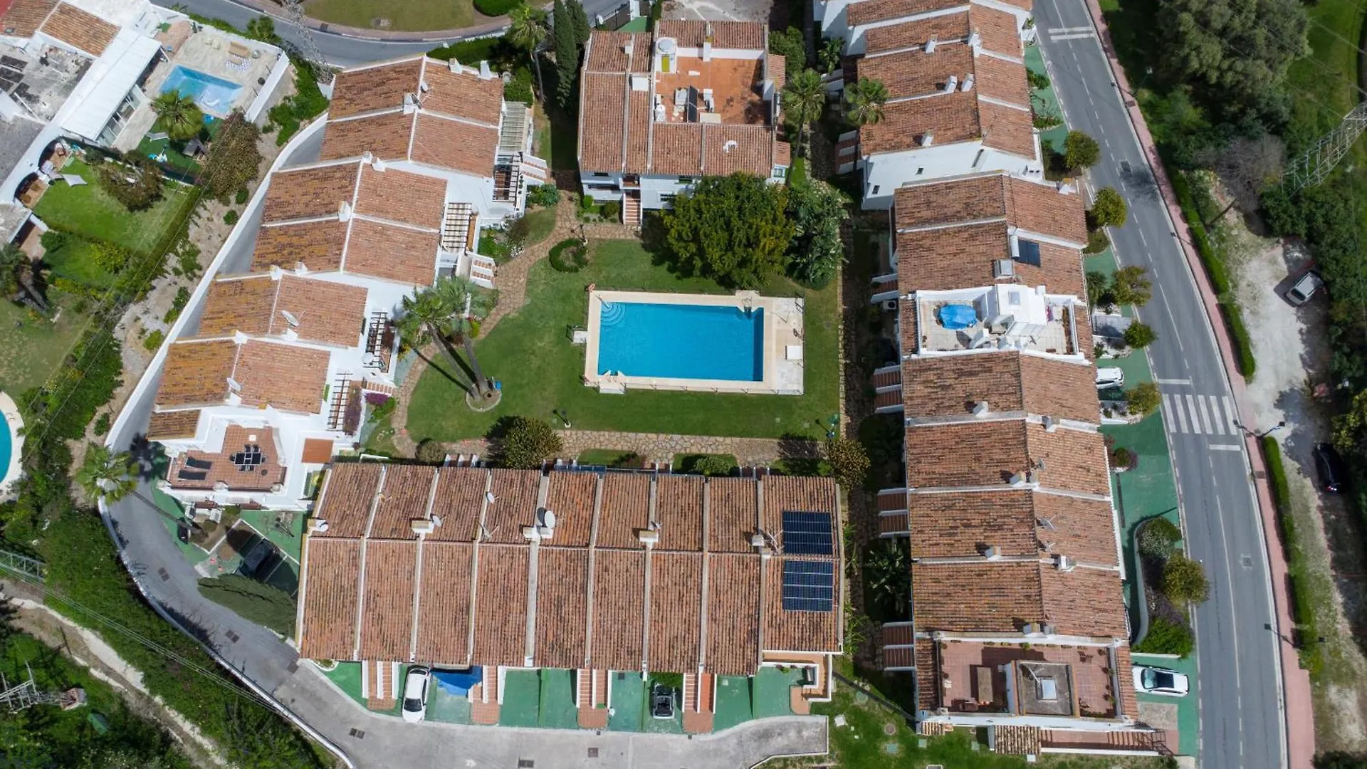 度假居 马尔韦利亚Townhouse Nueva Andalucia别墅